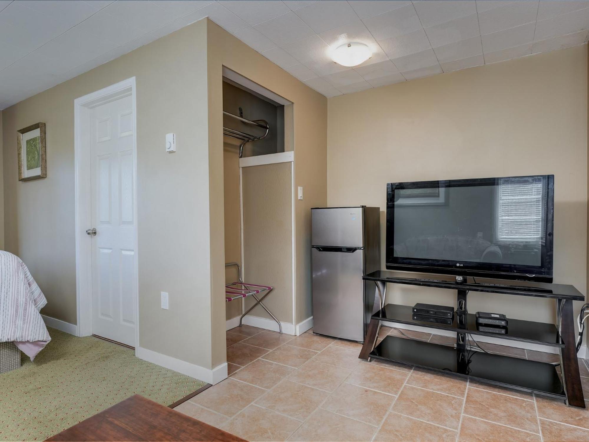 Malahat Bungalows Motel Ngoại thất bức ảnh