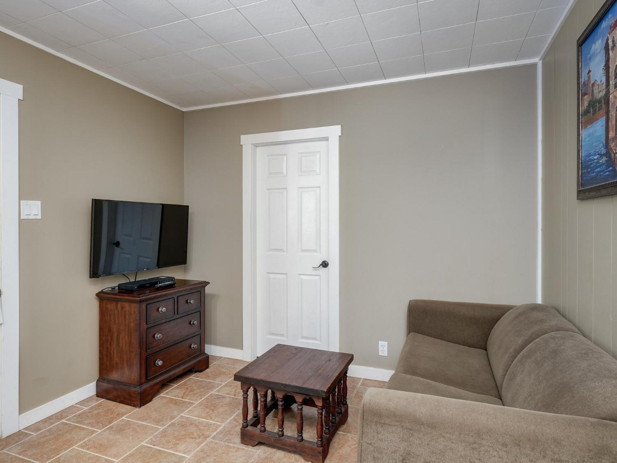 Malahat Bungalows Motel Ngoại thất bức ảnh